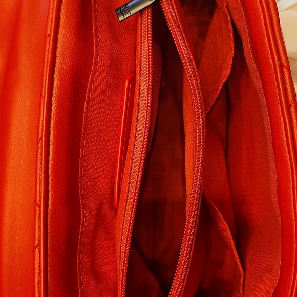 Badgley Mischka Red Crossbody Bag with Quilted Design - Picture 9 of 14